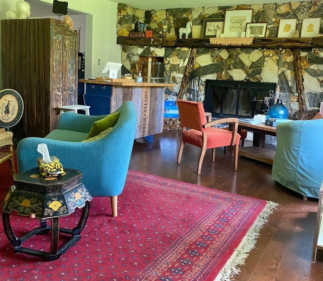 The Messy Owl Inn & Eco Haven Likely Екстериор снимка