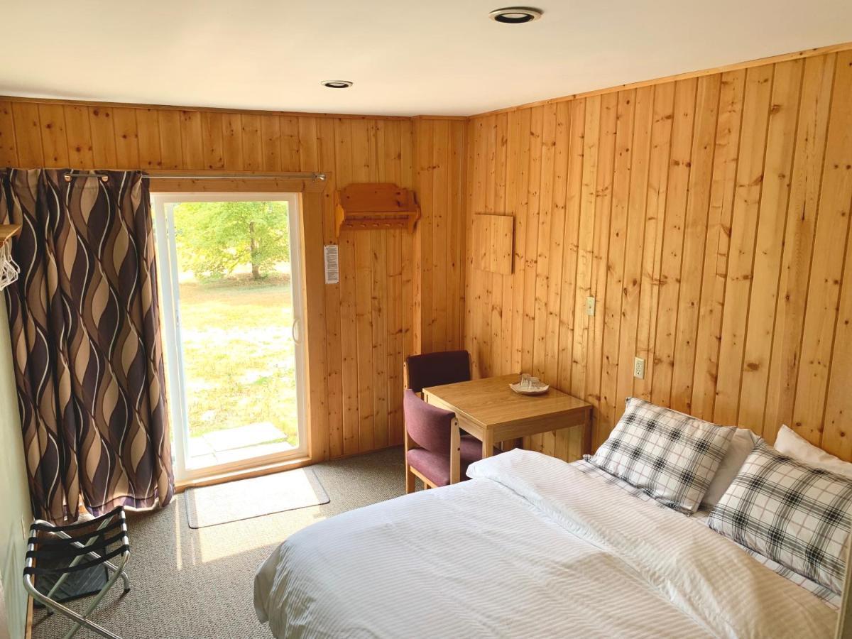 The Messy Owl Inn & Eco Haven Likely Екстериор снимка